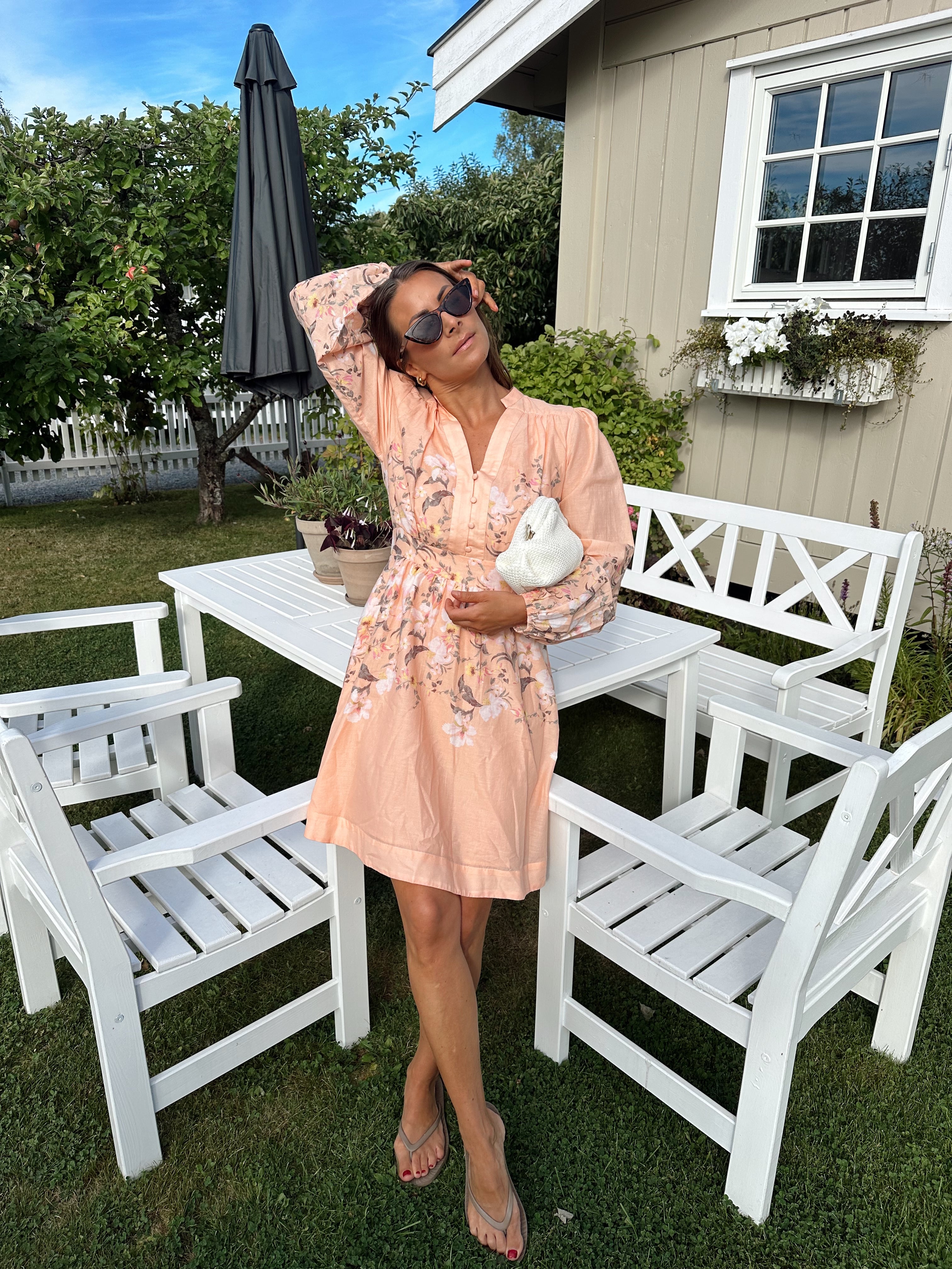 VIZANILA Short Dress - Peach Parfait